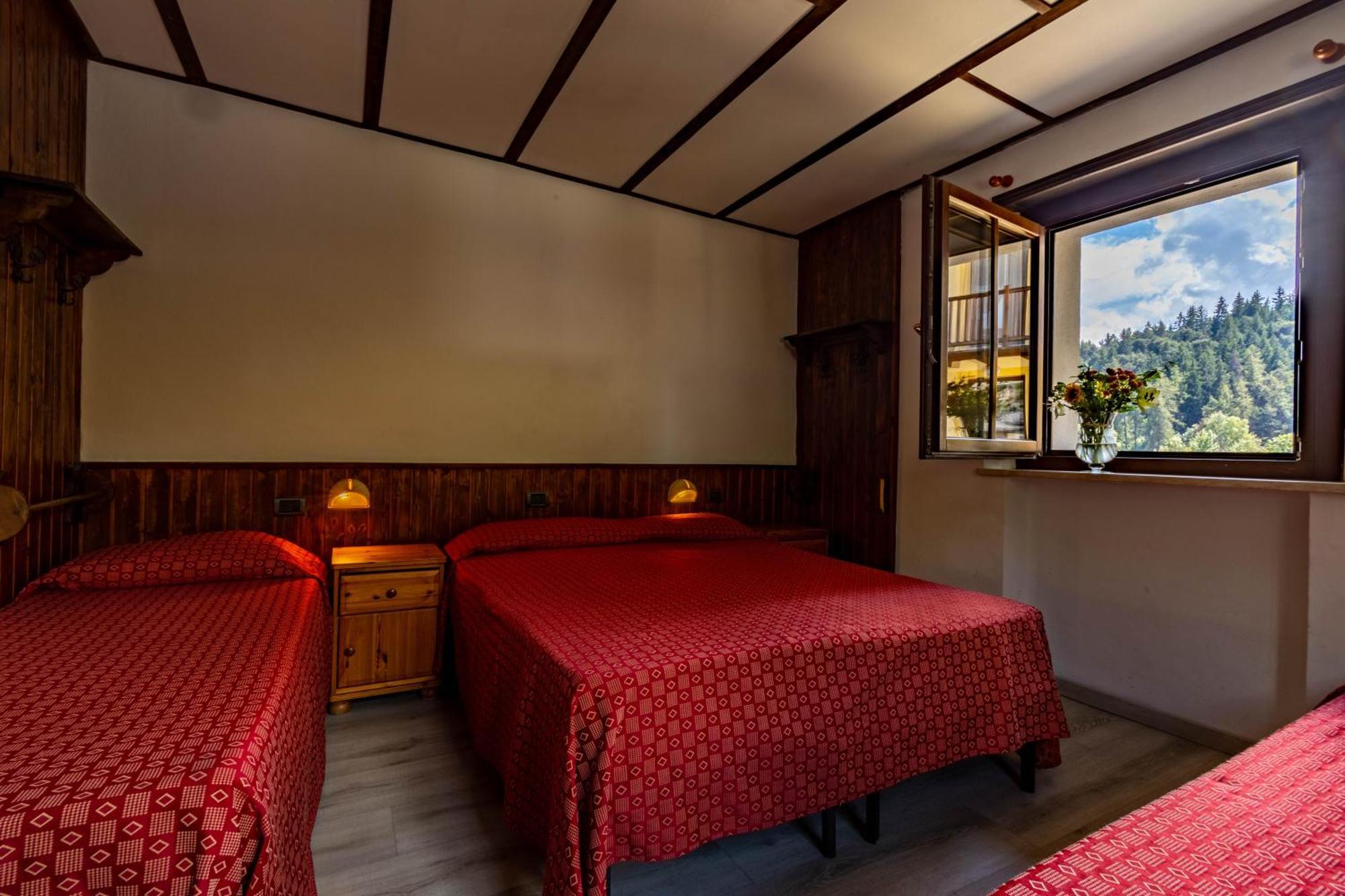 Hotel, Bar & Bistrot Saint Nicolas Gran Paradiso Ngoại thất bức ảnh