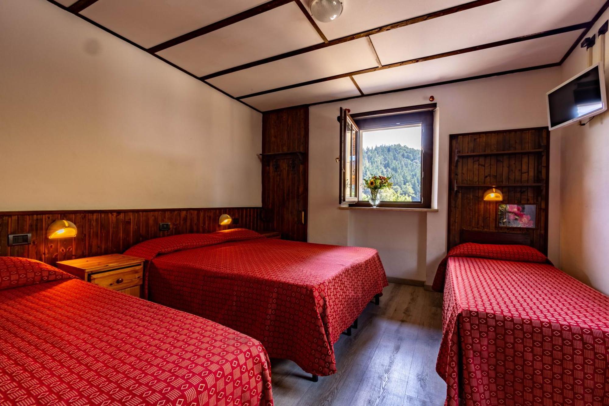 Hotel, Bar & Bistrot Saint Nicolas Gran Paradiso Ngoại thất bức ảnh